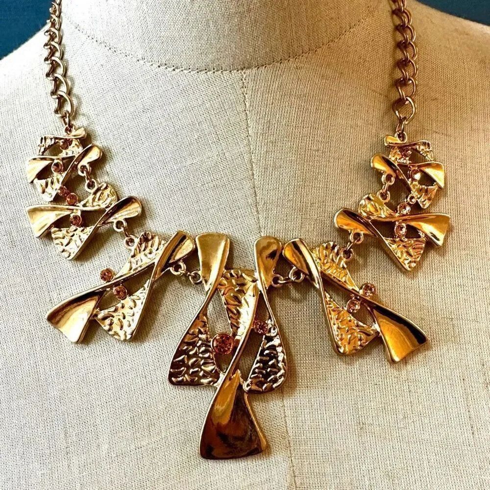 Rose gold tone rhinestone statement necklace